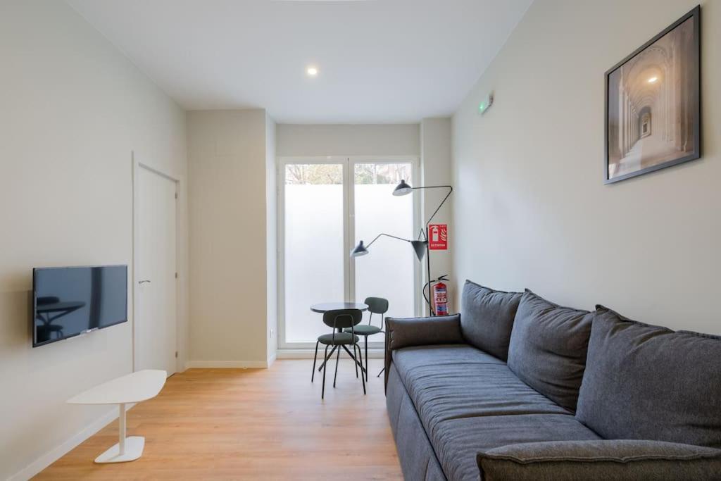 Ideal Flat For 2 Pax -F Fpo1 Madrid Exterior foto